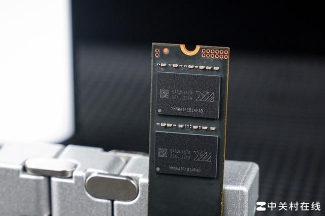 长江存储PC411 1TB固态硬盘评测 新一代OEM神盘诞生