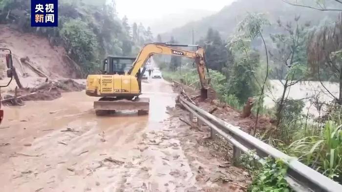 暴雨橙色预警！列车停运！超警洪水！这些地方注意→