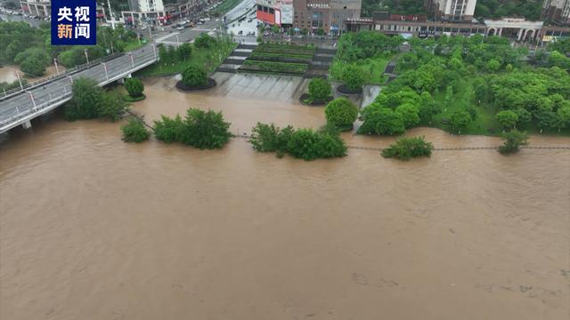 强降雨致江西赣州2.4万人受灾 紧急避险转移安置427人
