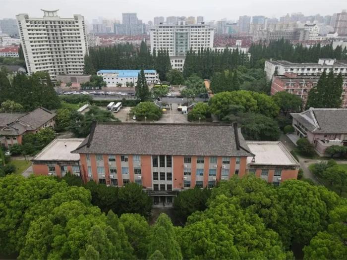 【记忆】上海应用技术大学历史建筑群：拥有70年历史，十四幢历史建筑