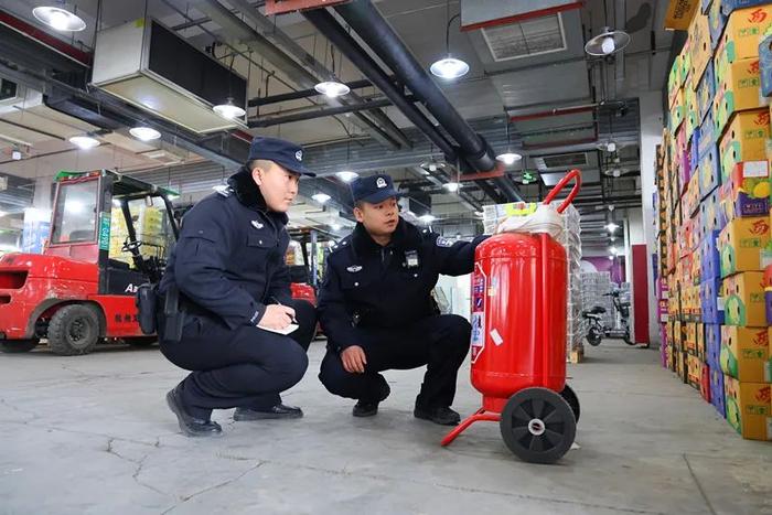 守好“菜篮子”“果盘子”，护好“钱袋子”！这个地方的“警调对接”工作站成了群众信任的“帮大哥”