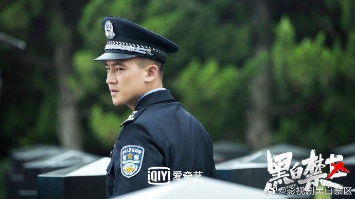 《绝地追击》《烈火英雄》《建军大业》《对决》作为欧豪的过往作品…