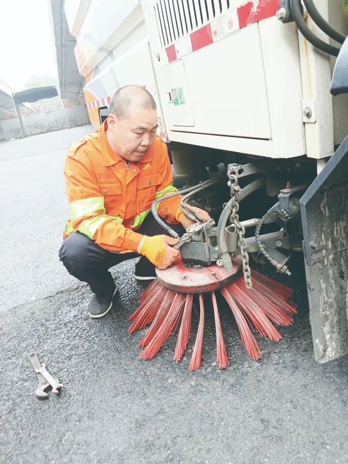 北京市工会十五大代表风采 | 蒋厂：挥洒汗水和智慧扮靓城市风貌