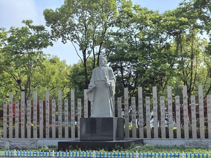 诗人采风浙江永康：与陈亮擦肩，为岩宕写诗