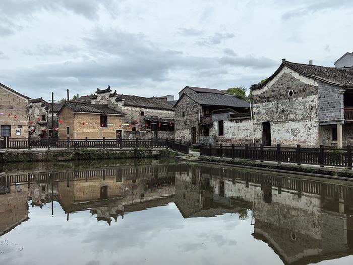 诗人采风浙江永康：与陈亮擦肩，为岩宕写诗