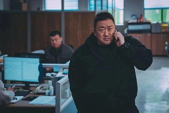 马东锡是如何成为韩国电影的“救市主”？