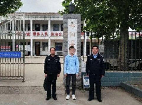 一男子酒后滋事并阻碍执法，被河南警方依法行政拘留