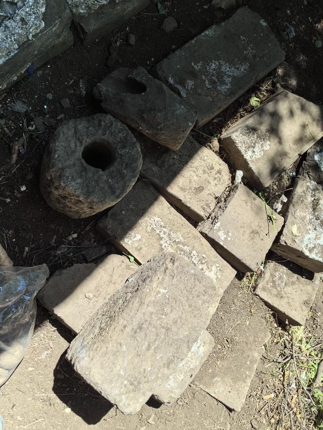 石雷、弹丸、兽首……箭扣长城考古有新发现