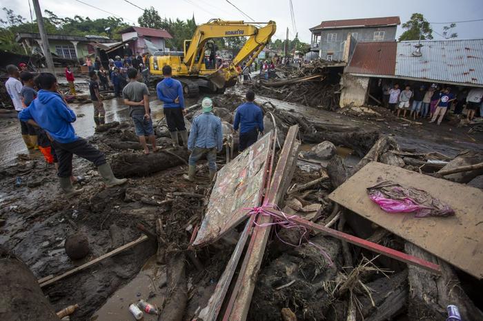 早安·世界｜受厄尔尼诺现象影响，印尼洪灾已致41人死亡
