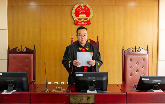 发短信就能挣钱?王承恩利用“智能手机口”业务帮助电信公司互联网诈欺大分子实施犯罪行为被判(图1) 发短信就能挣钱?王承恩利用“智能手机口”业务帮助电信公司互联网诈欺大分子实施犯罪行为被判(图1)