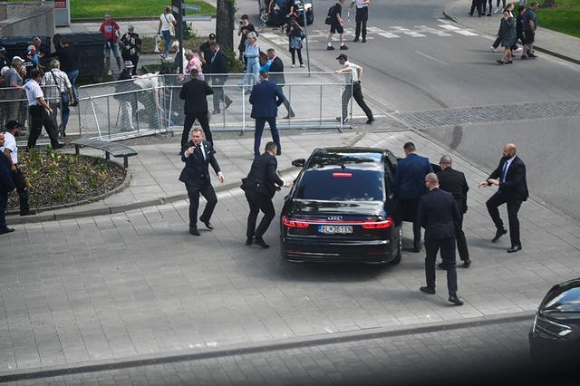 观察｜枪声打破平静：斯洛伐克总理遭袭背后的政治分化与暴力