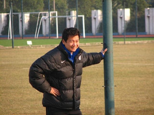 58岁前申花老板朱骏中冠首发出战，本赛季足协杯曾首发并破门,第1张