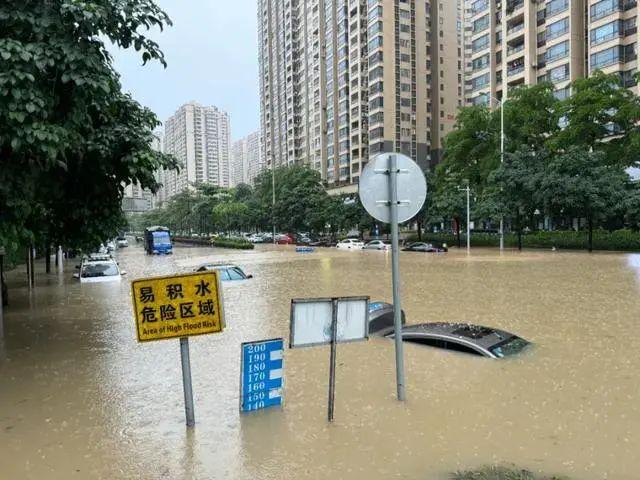 多地暴雨红色预警！广东天气预计：或有5波“龙舟水”来袭本省