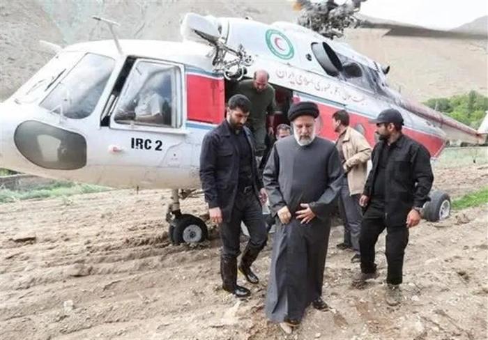 伊朗总统坠亡：他为什么会坐40多年前、美国造的直升机？