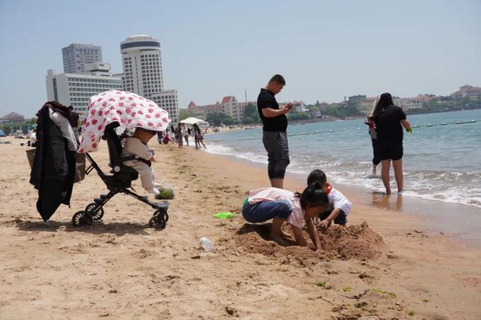 上海33℃，湖南35℃，成都、杭州35℃……各地红得发紫！青岛：我，20℃（哈哈哈）