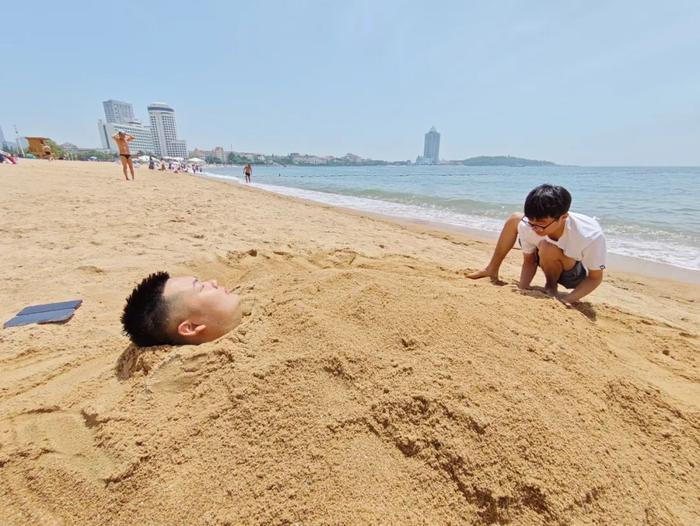 上海33℃，湖南35℃，成都、杭州35℃……各地红得发紫！青岛：我，20℃（哈哈哈）