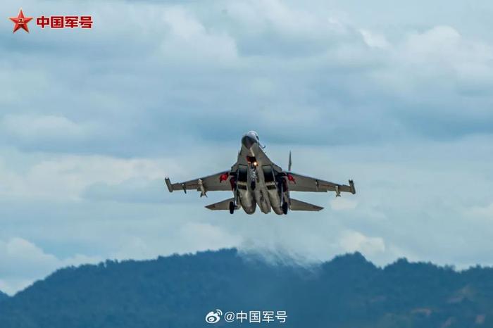 中国人民解放军东部战区持续位台岛周边开展“联合利剑—2024A”演习。图源:@中国军号