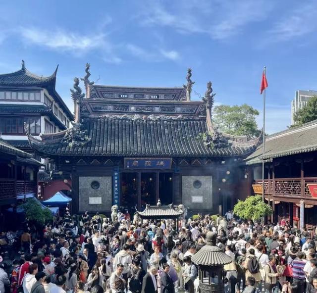从城隍庙看中国城市生活的神圣与世俗