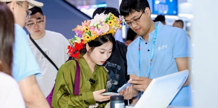 中国移动AI视频彩铃亮相数字中国建设峰会