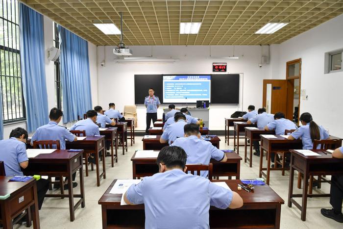 北京市公安局2024年基本级执法资格考试顺利举行