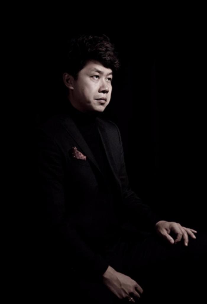 拿索斯发行罗西尼歌剧《阿尔米达》，中国男低音宗师参演