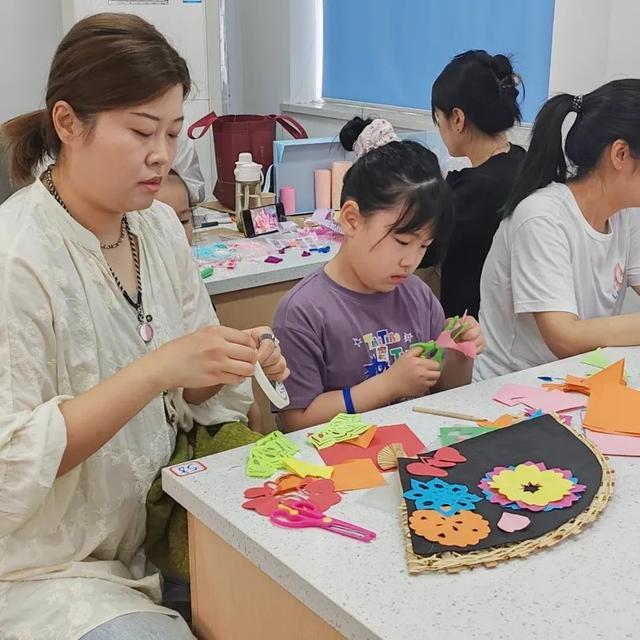 活力教育、劳动践行：上海长宁65所学校开展劳动技能大比拼