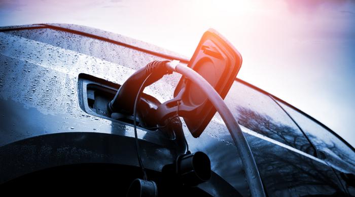 新能源车替代燃油车成定局？石油企业该怎么做？
