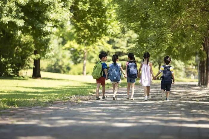 教育部：中小学校要成立学生欺凌治理委员会