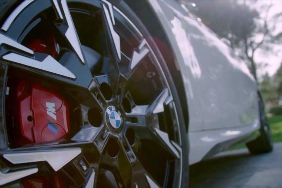新一代宝马1系棚拍详解（BMWBLOG）