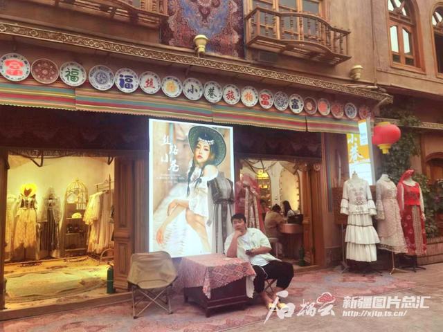 高质量发展中国行·新疆篇丨热巴带火一座城？喀什古城开出160余家旅拍店