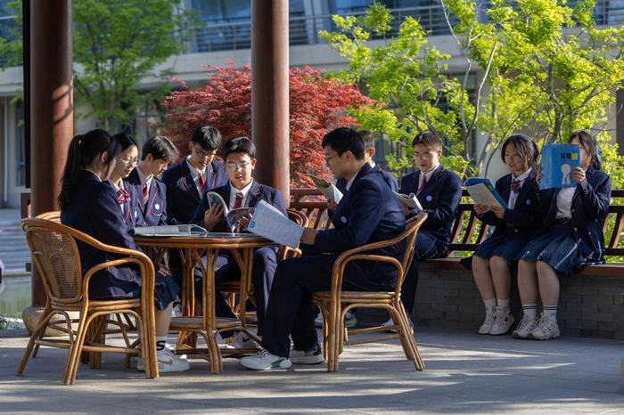 上高品质高中 与优秀者同行 ——江苏省盐城中学高品质办学育人纪实