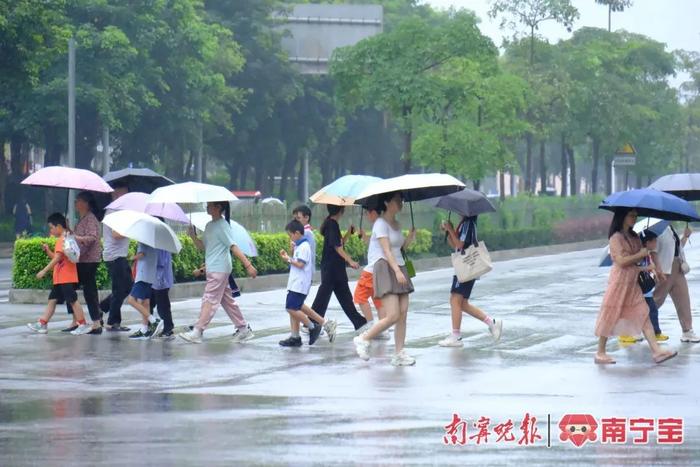 未来一个月，广西还有4次主要降雨、2次高温！