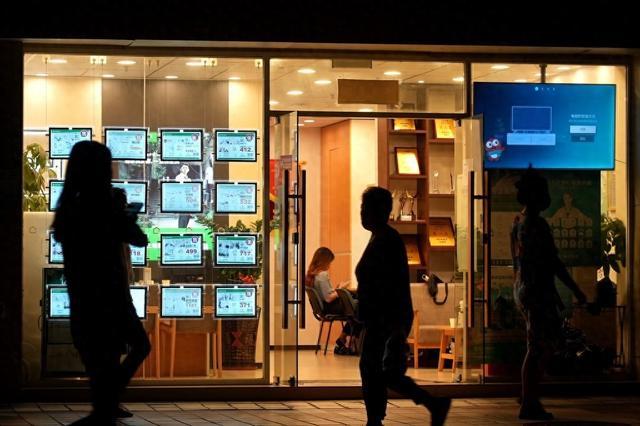 端午假期一二手楼市表现分化，深圳中介门店二手房成交量上涨140%