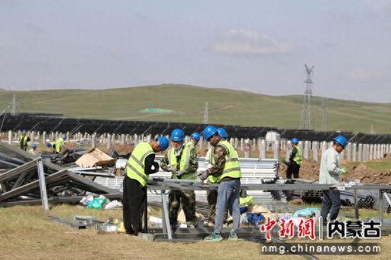 霍林郭勒市：“绿电”赋能 逐“绿”前行