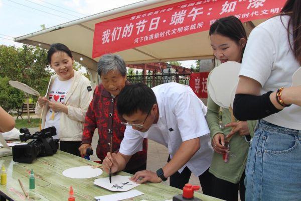 江苏省淮安区烟草专卖局：文化传承 来一场社区“漆”遇记