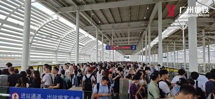 三天端午假期，地铁客流持平城际刷新单日最高纪录