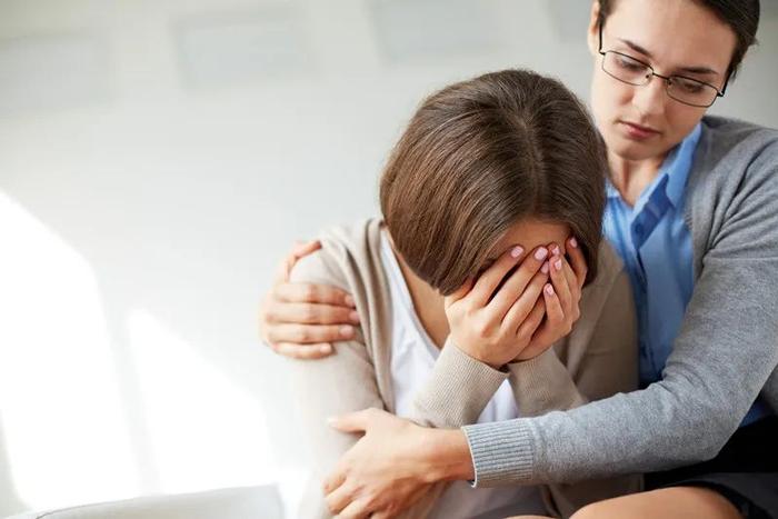 太疯狂！宁波女子突然控制不住自己，想烧房子……到医院被查出这种病！医生：别硬忍啊