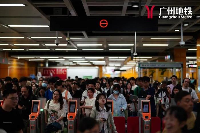 三天端午假期，地铁客流持平城际刷新单日最高纪录
