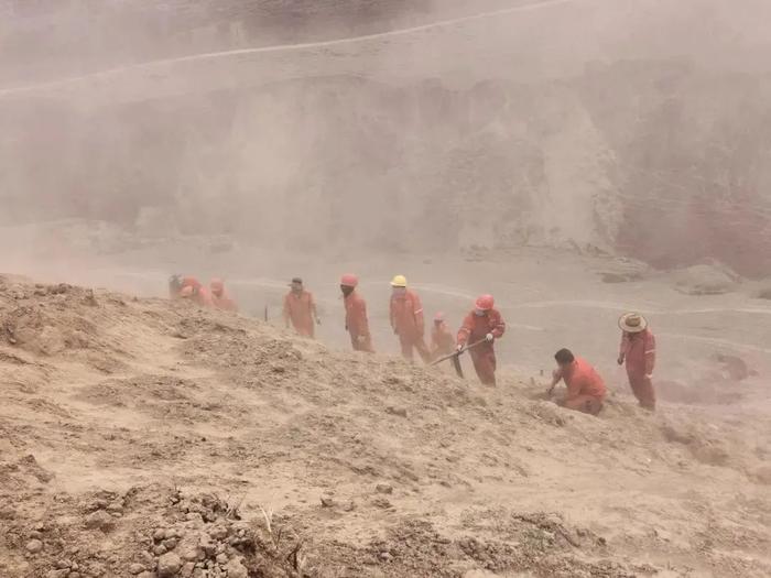 石油人又在拍大片了！