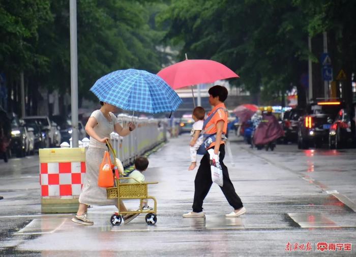 广西暴雨天气持续，这波“龙舟水”何时能停？