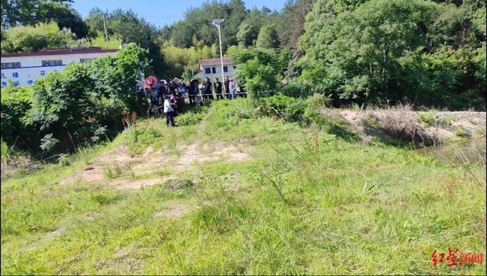 家属质疑因非法采砂导致2名儿童溺亡，湖南岳阳成立专班调查