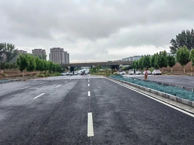 郑州市龙源路新龙路口南北向正式通车