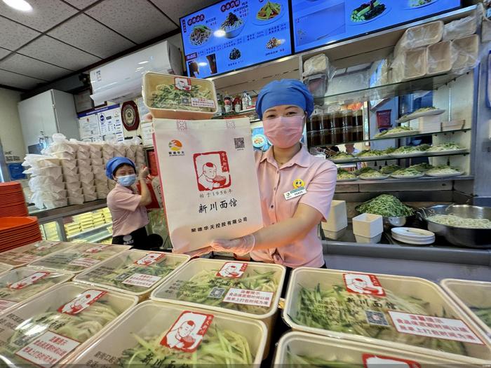 凉面进入销售高峰    夏至当天凉面销量预计是平日的三至四倍