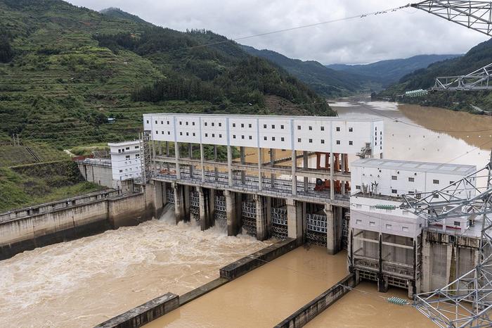 南方强降雨｜桂湘赣等地多座大坝、水库开闸泄洪