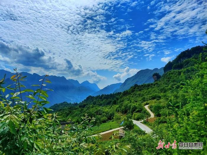 🥰超心动！一键切换夏日“薄荷曼波”