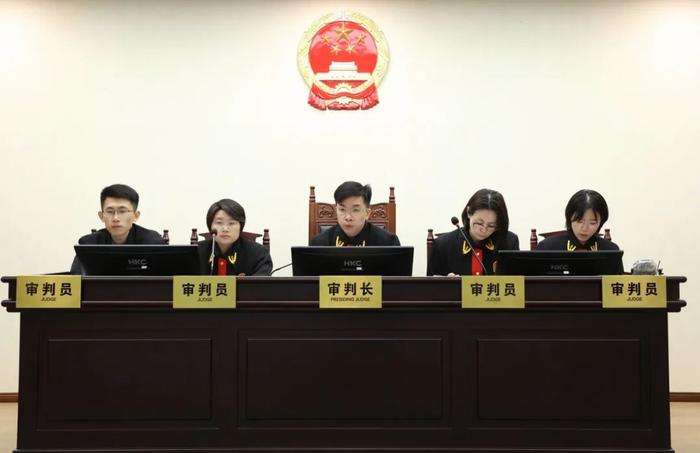 北京互联网法院开庭审理全国首例涉及AI绘画大模型训练著作权侵权案