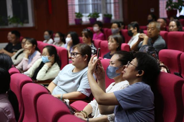 丰台团区委首期“家长夜校”开课