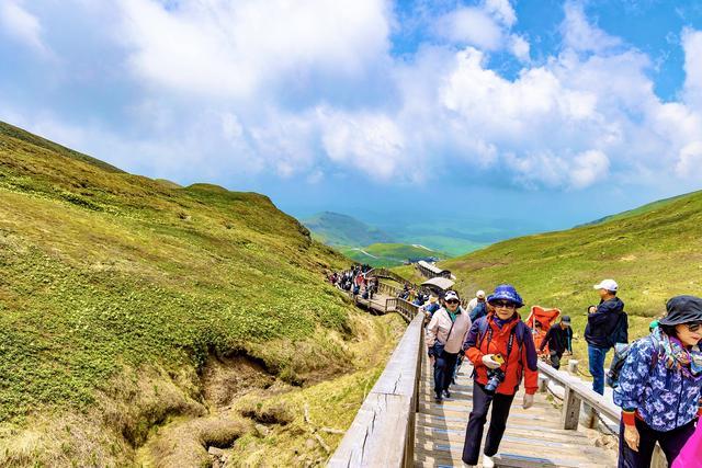 温柔、神秘、壮美、治愈……盛夏的长白山，有一万个让你心动的理由