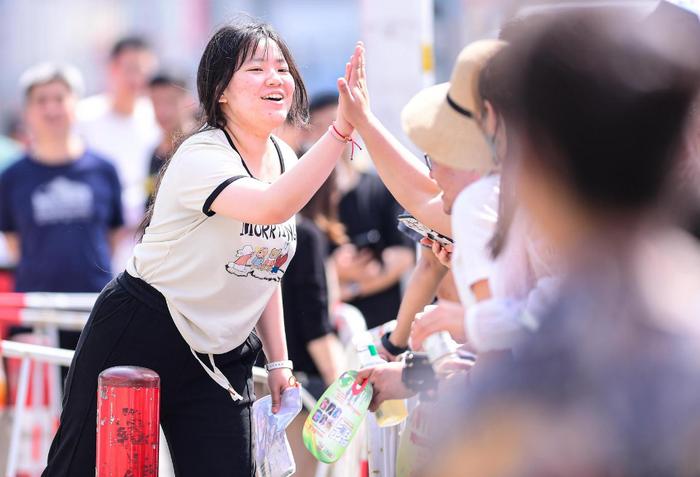 今天沈阳市6.1万余名中考生赴考