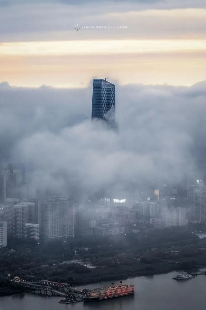 武汉的暴雨，再乖巧懂事一天，好吗？